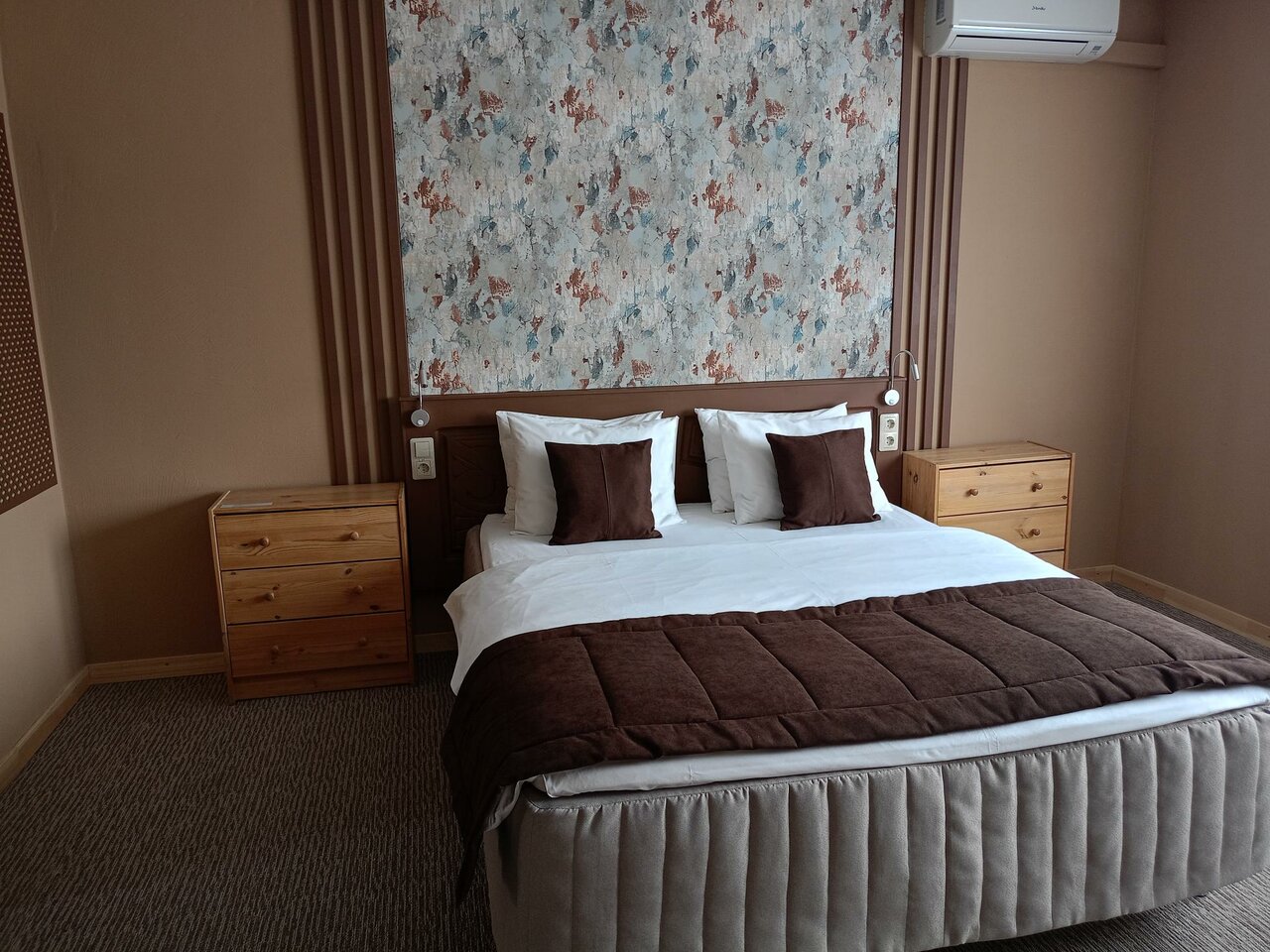 Гостиница Нефтехимик Тобольск-76