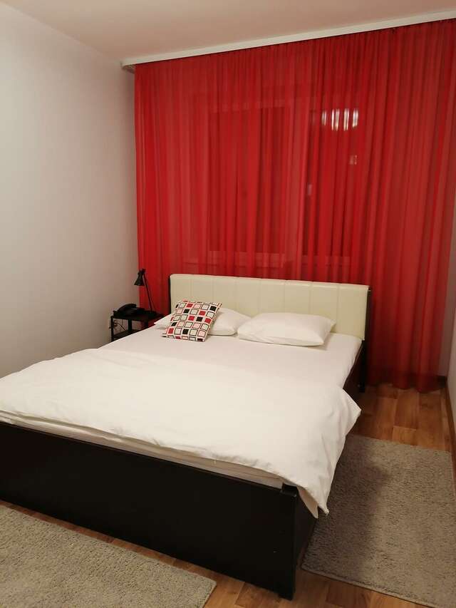 Гостиница Нефтехимик Тобольск-63