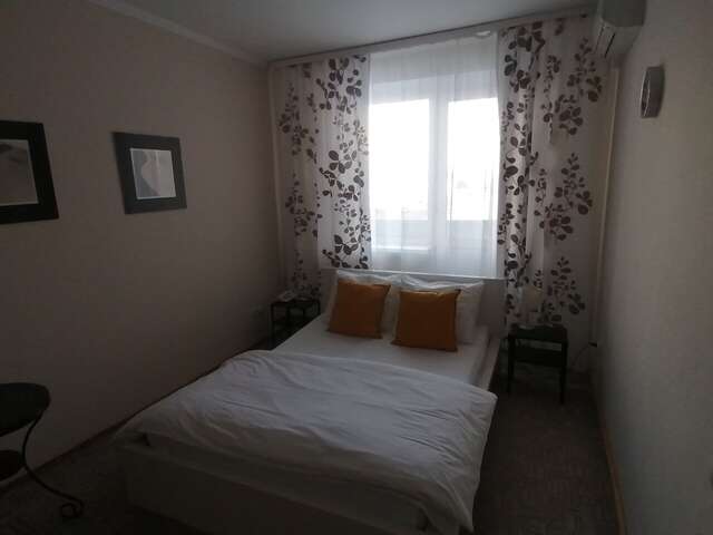 Гостиница Нефтехимик Тобольск-24